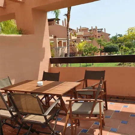 Hacienda Del Sol Apartment Estepona